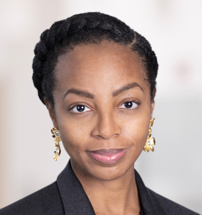 Photo of Lisa Williams
